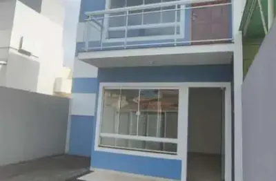 Duplex para locação em rio das ostras, jardim marilea, 3 dormitórios, 2 suítes, 3 banheiros, 1 vaga