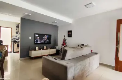 Casa para venda em rio das ostras, jardim marilea, 2 dormitórios, 1 suíte, 2 banheiros, 1 vaga