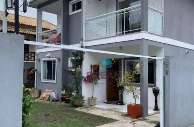 Casa com 3 dormitórios à venda, 122 m² por R$ 690.000,00 - Costazul - Rio das Ostras/RJ