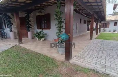 Casa com 4 dormitórios à venda, 200 m² por R$ 900.000,00 - Extensão Serramar - Rio das Ostras/RJ