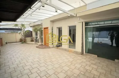 Casa com 3 quartos para alugar na Rua Luis Suplici, 53, Gonzaga, Santos