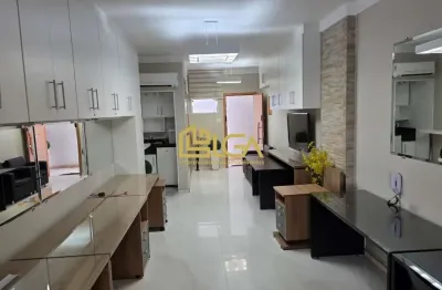 Sala comercial para alugar na Rua Martin Afonso, 101, Centro, Santos