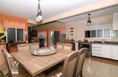 Sobrado com 398 m², 4 quartos (2 suítes) à venda por r$ 1.300.000 - bacacheri - curitiba/pr
