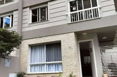 Sobrado mobiliado em condomínio fechado com Piscina, 3 quartos e Cinema no Ático, à venda, 139 m² por R$ 1.290.000 - Santa Cândida - Curitiba/PR