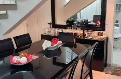 Sobrado marvilhoso com 248 m² 3 dormitorios sendo 3 suites 3 vagas