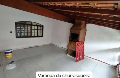 Casa com salao 280 m² 2 domritorios sendo 1 suite 10 vagas de garagens