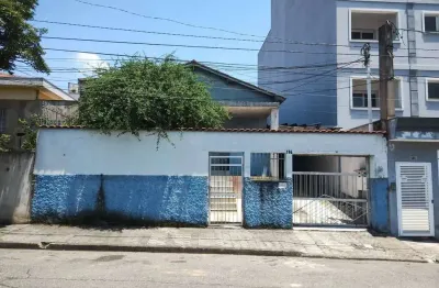Terreno 10x25m² com casa antiga otima para construtor