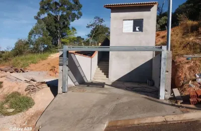 Casa nova  70 m² 3 dormitórios 1 suíte e 2 vagas de garagens