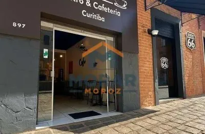 Casa comercial à venda no Alto da Glória, Curitiba 