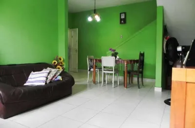 Sobrado r.ramos, 310,35 m². são duas casas no mesmo quintal e um salão com locação!