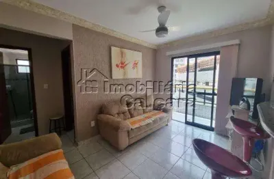Apartamento com 01 dormitório no caiçara, á 80 metros da praia!!!