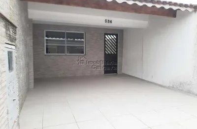Casa com 02 dormitórios no jardim imperador á 500 metros da praia!!!