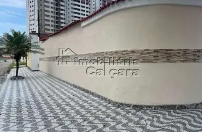 Casa com 2 quartos à venda na Vila Caiçara, Praia Grande 