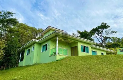 Casa em condomínio de alto padrão no condomínio nossa fazenda