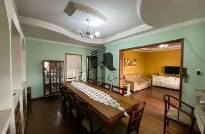 Casa com 3 quartos à venda na Rua Desembargador Alonso Starling, Camargos, Belo Horizonte