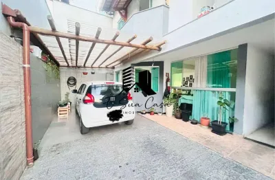 Casa com 3 quartos à venda na Rua Antônio Pinto Lana, Europa, Contagem