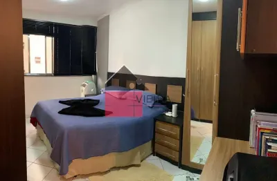 Apartamento 1 dormitório, 1 banheiro, 1 vaga coberta com portâo elétrico, situado no conceituado ba