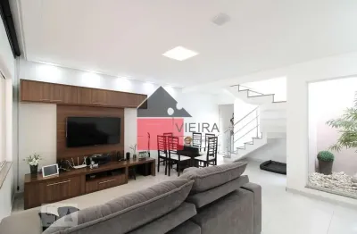 Excelente sobrado à venda, Ipiranga, São Paulo, SP. São Paulo, SP. Agende uma visita!!!!!