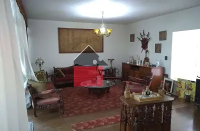 Sobrado à venda ,254m² , 3 quartos sendo 1 suíte e 4 banheiros. Chácara Klabin - SP