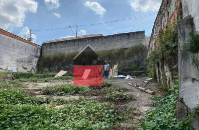 608  m²  de TERRENO , em bairro nobre. Excelente para investidores ! Projeto aprovado para 730 m².