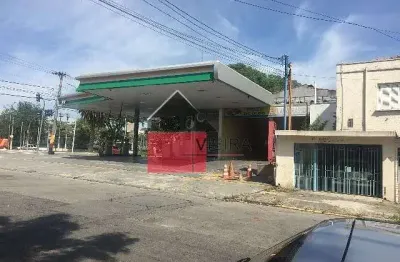 Terreno comercial de esquina na Vila Monumento com mais duas casas ao lado à venda, São Paulo.