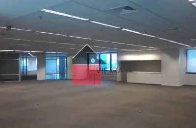 Conjunto para locação,  com 15 salas, 18 wcs, 42 vagas de garagem. Bairro Pinheiros, São Paulo, SP