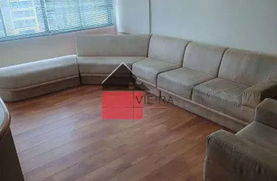 Apartamento Próximo ao metrô Fradique Coutinho. Fácil acesso à avenida Rebouças, Brasil e Faria Lim