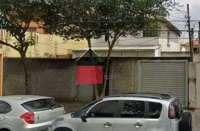 Sobrado à venda para demolição no Cambuci, com área total do terreno de 484m², (12,10m X 40m) São P