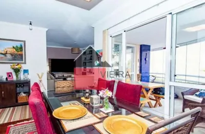 Apartamento à venda, varandas na sala e nas suítes fechadas com vidro, hall social privativo Cerque