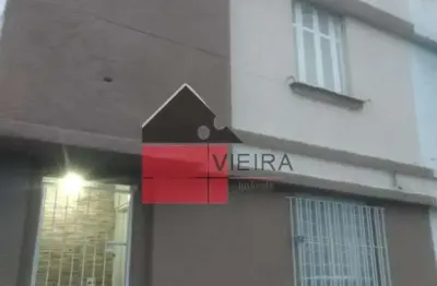 Sobrado à venda, Sobrado com 2 Quartos e 2 banheiros à Venda, 100 m² por R$ 300.000 Vila Monumento,