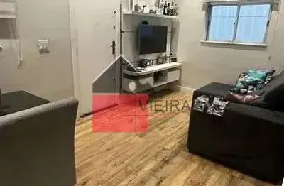 Apartamento à venda, Mirandópolis, 2 dormitorios, sala dois ambientes, 1 vaga Todo reformado,400 me