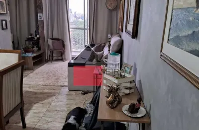 Ótimo apartamento à venda com 2 dormitórios e 1 vaga de garagem, Cambuci, São Paulo, SP