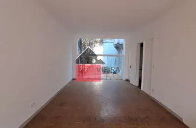 Ótima casa à venda com 3 dormitórios sendo 1 suíte e 2 vagas de garagem, Vila Monumento, São Paulo,