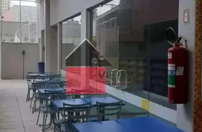 Loja para venda e locação, térreo com mezanino na praça de alimentação, Barra Funda, São Paulo, SP