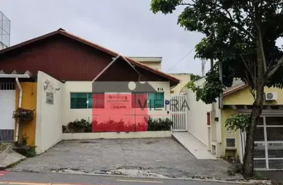 Casa à venda na Avenida Marechal Juarez Távora, Super Quadra Morumbi, São Paulo