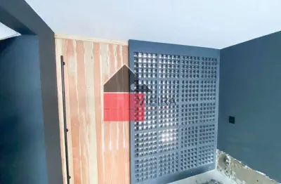 Casa com 2 quartos para alugar na Rua Tonelero, Vila Ipojuca, São Paulo