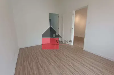 Apartamento à venda, Liberdade,  2 dormitorios, sendo um com closet sala dois ambientes, São Paulo,