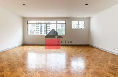 Apartamento amplo, iluminado e arejado, sala para 4 ambientes e janelas gigantes, à venda, Liberdad