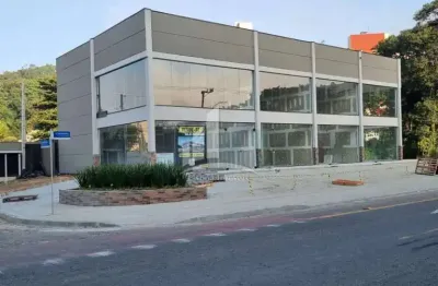 Excelentes salas comerciais com mezanino a venda no bairro anita garibaldi !!