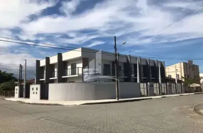 Casa com 2 quartos à venda na Rua Augusto Rocha da Silva, Espinheiros, Joinville