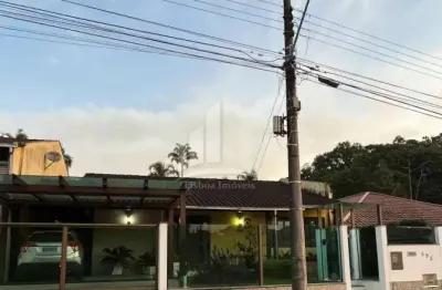 Casa com 3 quartos à venda na Rua Tutóia, Glória, Joinville