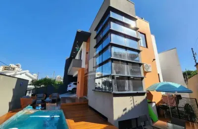 Casa com 4 quartos à venda na Rua Aquidaban, 558, Glória, Joinville