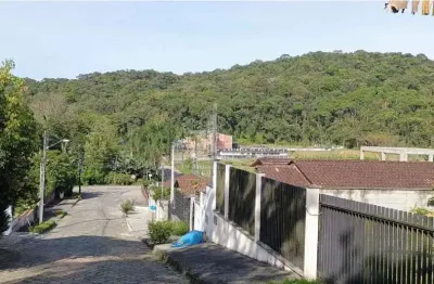 Terreno à venda na Rua Pedro Lessa, 716, Boa Vista, Joinville