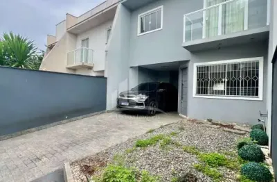 Casa com 3 quartos à venda na Rua Presidente Wenceslau Braz, 146, Floresta, Joinville