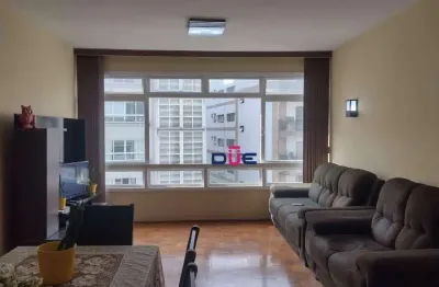 Apartamento 3 dormitórios enormes com dependência completa, a 2 quadra da praia, gonzaga, santos