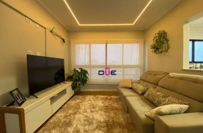 Amplo apartamento no embaré com 2 dormitórios, suíte, dependência completa e 1 vaga demarcada