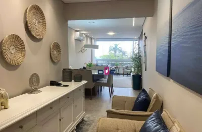 Apartamento com 2 dormitórios, 1 suíte e dependência completa, com vista mar, na aparecida