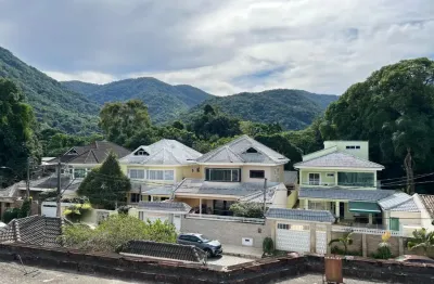 Terreno em condomínio de alto padrão em vargem grande ótima localização