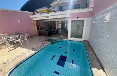 Casa em condomínio fechado com 4 quartos para alugar na Rua Célio Fernandes dos Santos Silva, Vargem Pequena, Rio de Janeiro