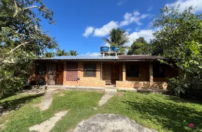 Casa com 2 quartos para alugar na Rua Agapanto, Vargem Grande, Rio de Janeiro